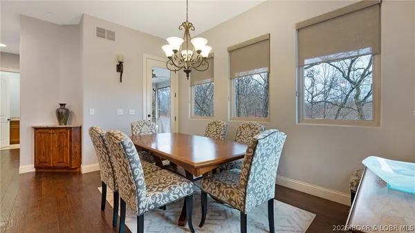 $849,000 | 88 Eastwood Court, Sunrise Beach, MO 65079