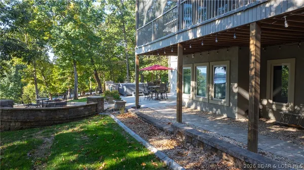 $849,000 | 88 Eastwood Court, Sunrise Beach, MO 65079