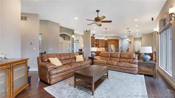 $849,000 | 88 Eastwood Court, Sunrise Beach, MO 65079