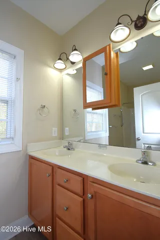 $1,800 | 2320 Decorah Court, Greenville, NC 27834