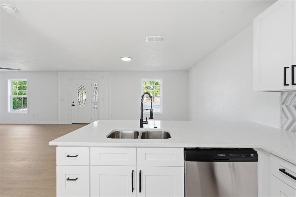 5065 Plumosa Street Spring Hill, FL 34607 - Photo 6 of 52