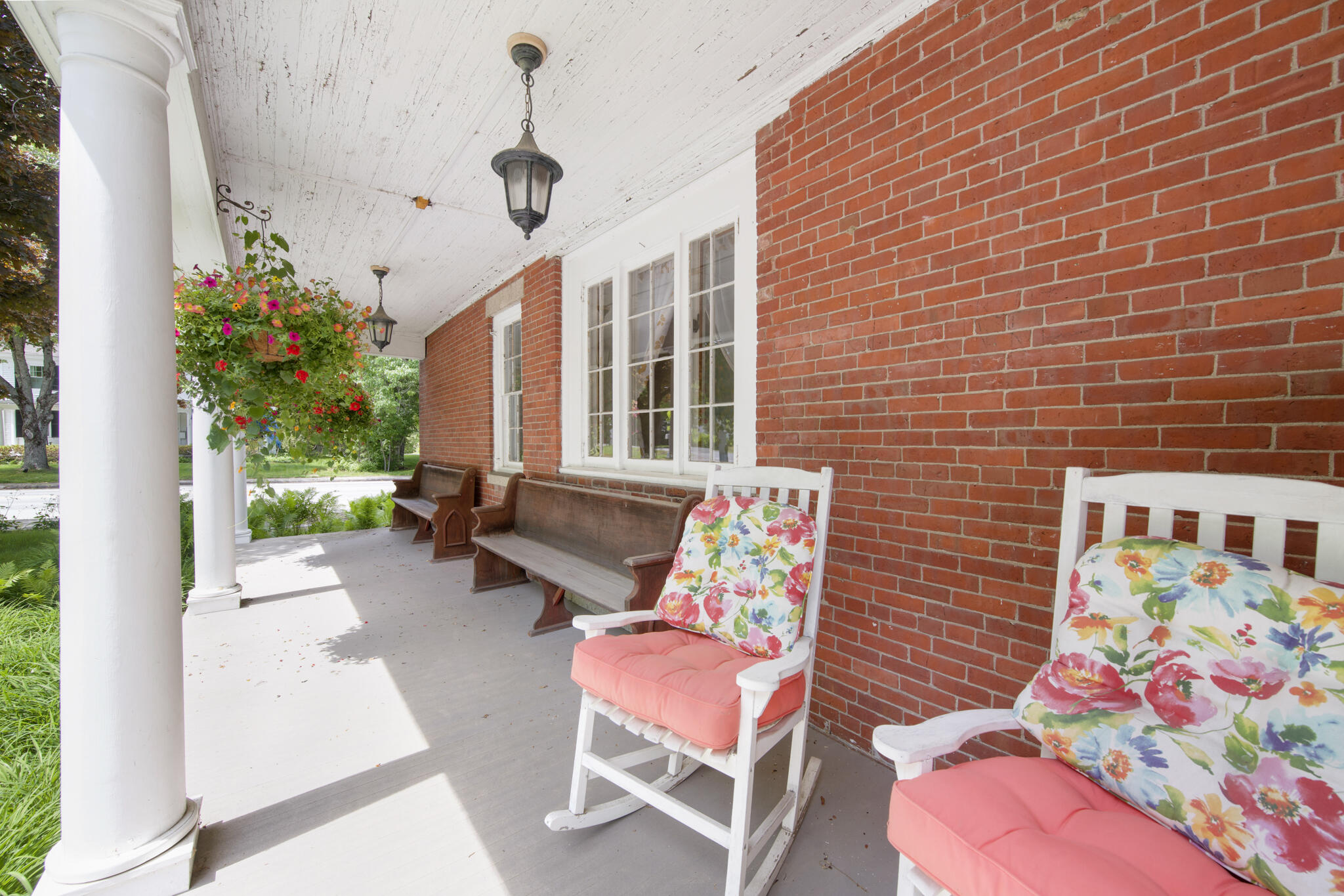 114 Main Street Orono, ME 04473 - Photo 5 of 64 DSC_7130