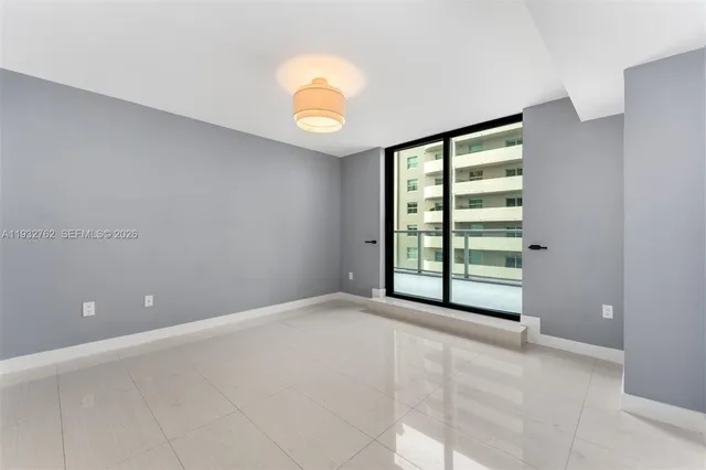 $1,140,000 | 1111 Southwest 1st Avenue, Unit 721N, Miami, FL 33130
