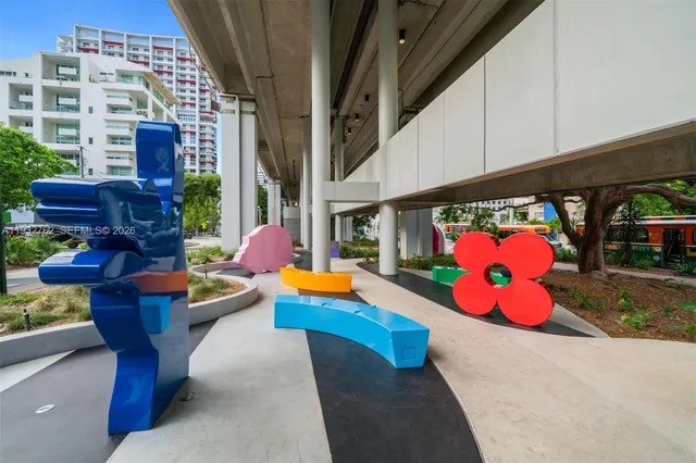 $1,140,000 | 1111 Southwest 1st Avenue, Unit 721N, Miami, FL 33130