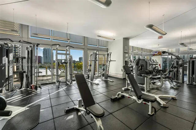 $1,140,000 | 1111 Southwest 1st Avenue, Unit 721N, Miami, FL 33130