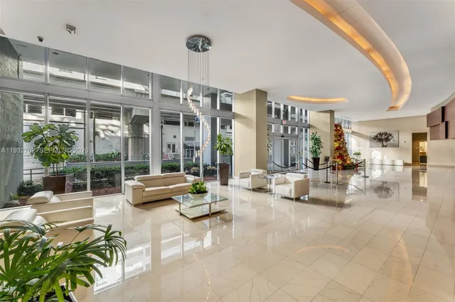 $1,140,000 | 1111 Southwest 1st Avenue, Unit 721N, Miami, FL 33130