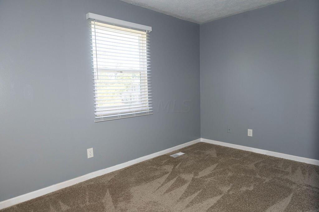 995 Annagladys Drive, Unit R2 Columbus, OH 43085 - Photo 12 of 21 Bedroom # 1