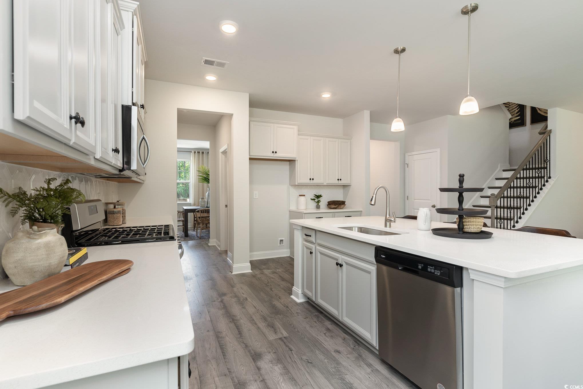 1801 Brook Park Place Conway, SC 29526 - Photo 2 of 32