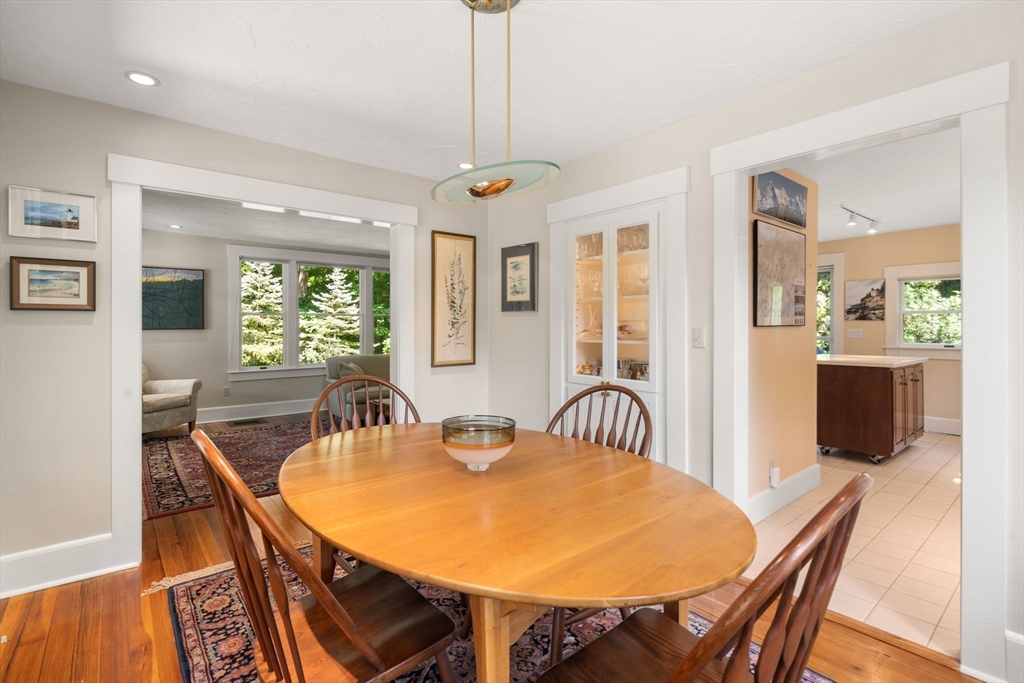28 Brook Road Sharon, MA 02067 - Photo 6 of 22 Gallery Image 6