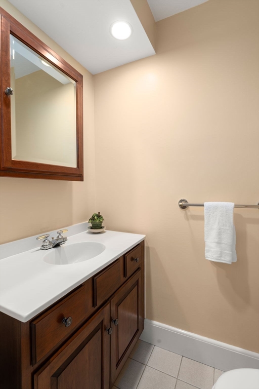 28 Brook Road Sharon, MA 02067 - Photo 10 of 22 Gallery Image 10
