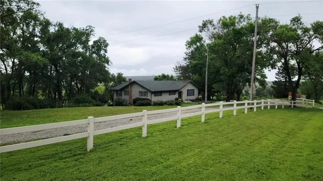 $250,000 | 1045 Yale Road, Mapleton, KS 66754
