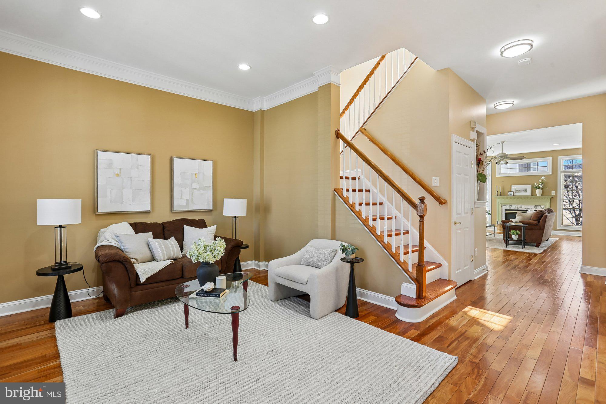 945 Main Street Gaithersburg, MD 20878 - Photo 21 of 57 a living room with furniture and wooden floor
