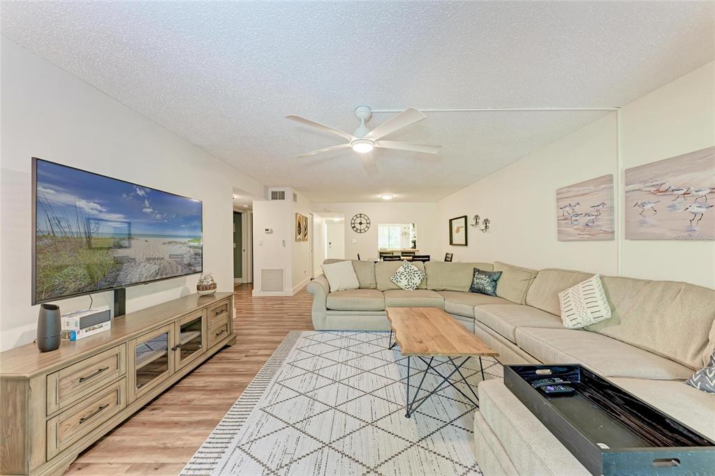 3803 Sun Eagle Lane, Unit 203 Bradenton, FL 34210 - Photo 7 of 45