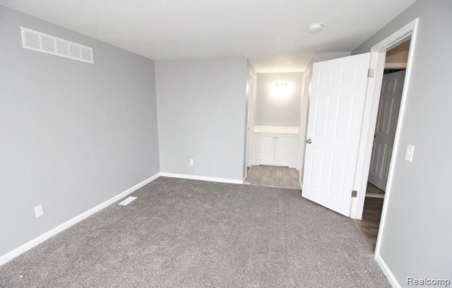 48008 Fuller Road Chesterfield, MI 48051 - Photo 35 of 46