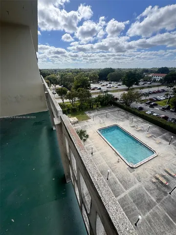 $1,500 | 15600 Northwest 7th Avenue, Unit 205, Miami, FL 33169
