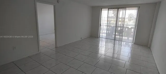 $1,500 | 15600 Northwest 7th Avenue, Unit 205, Miami, FL 33169