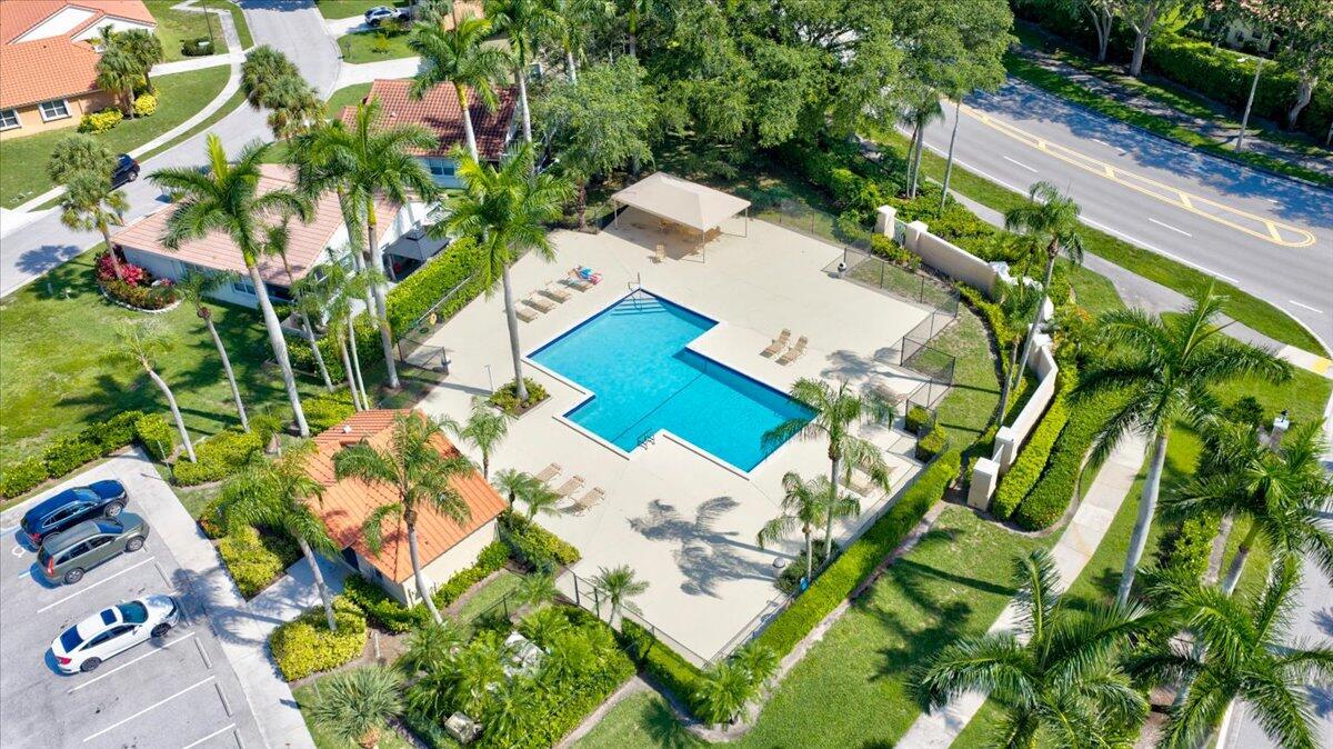 10712 Oak Lake Way Boca Raton, FL 33498 - Photo 47 of 48 46-DJI_20260629223852_0642_D_3_D_4_D_5_D