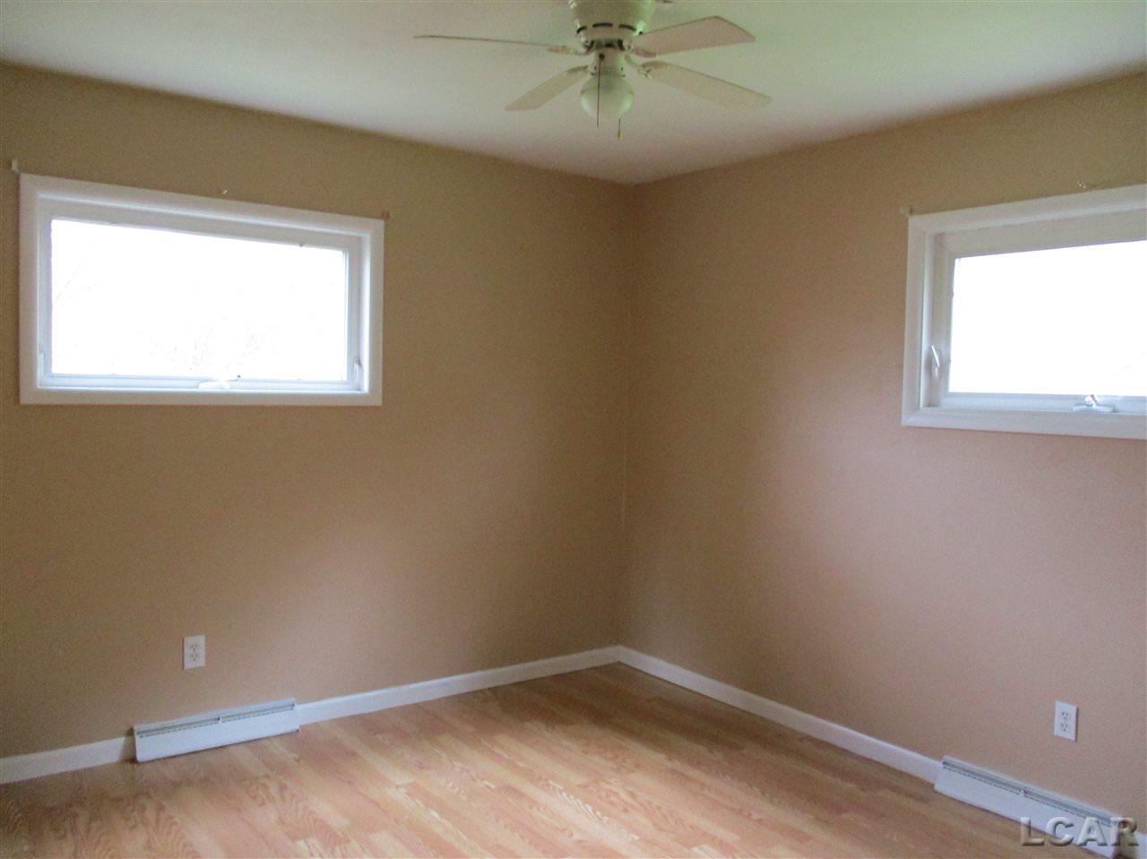 1285 Sutton Road Adrian, MI 49221 - Photo 22 of 33 50011010-22.JPG