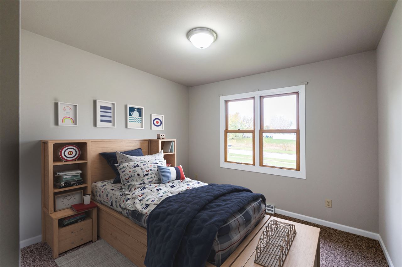 5727 Cimmarron Lane Waterloo, IA 50701 - Photo 12 of 27 Gallery Image 12