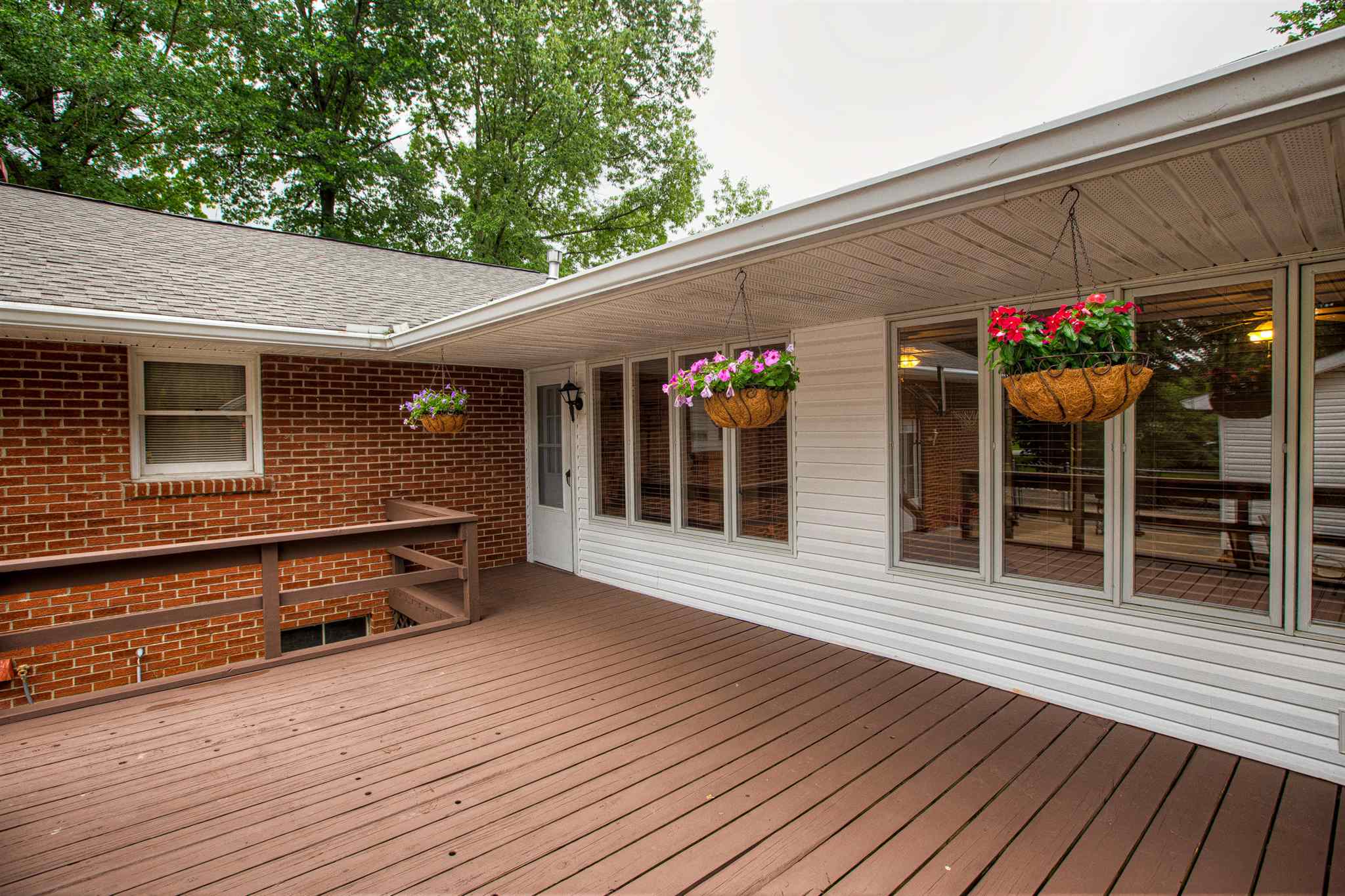 6916 Old State Road Evansville, IN 47710 - Photo 12 of 21 Gallery Image 12
