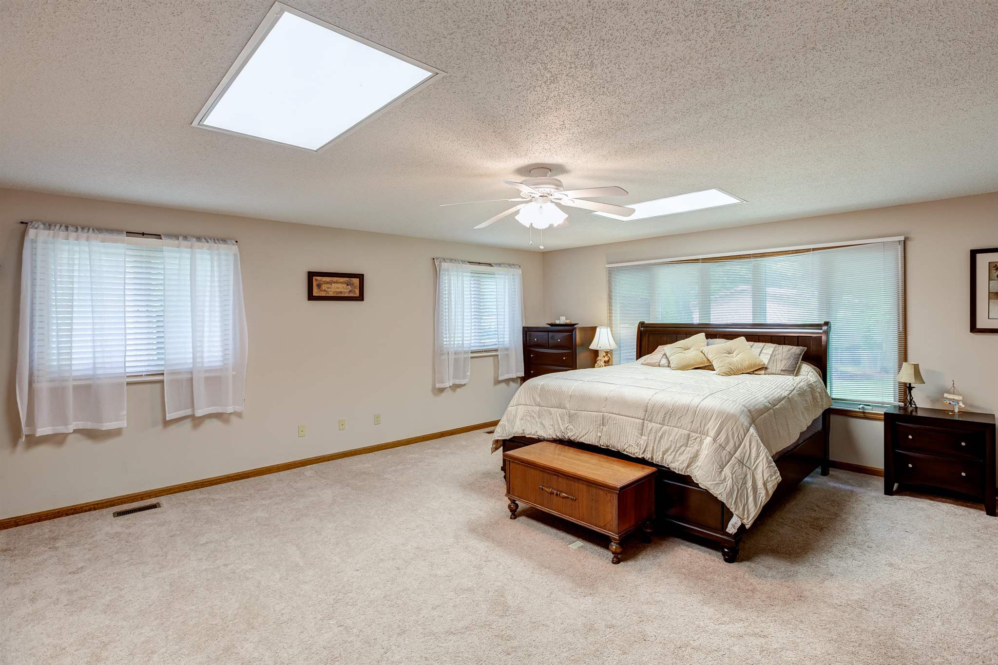 6916 Old State Road Evansville, IN 47710 - Photo 14 of 21 Gallery Image 14