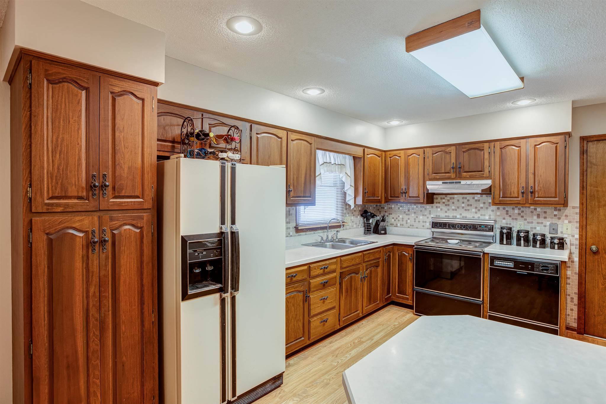 6916 Old State Road Evansville, IN 47710 - Photo 9 of 21 Gallery Image 9