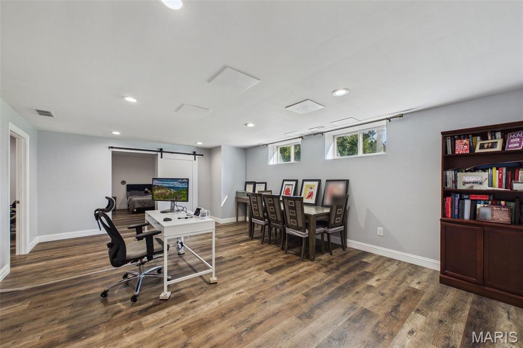 783 North Mason Road Creve Coeur, MO 63141 - Photo 24 of 34 Gallery Image 24