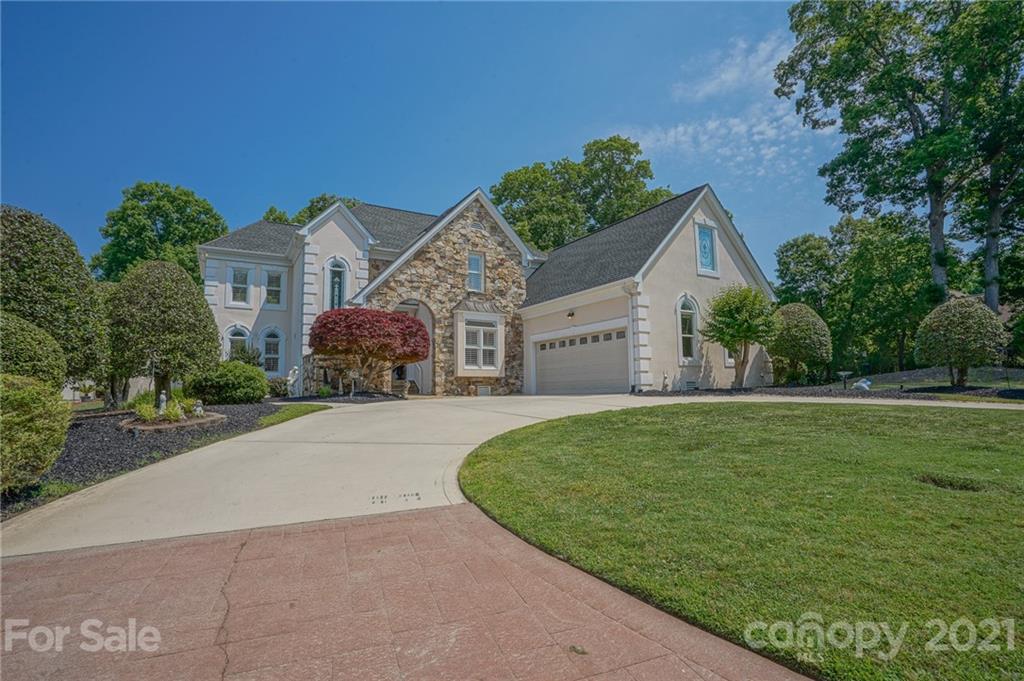 14034 Point Lookout Road Charlotte, NC 28278 - Photo 13 of 45 Gallery Image 13