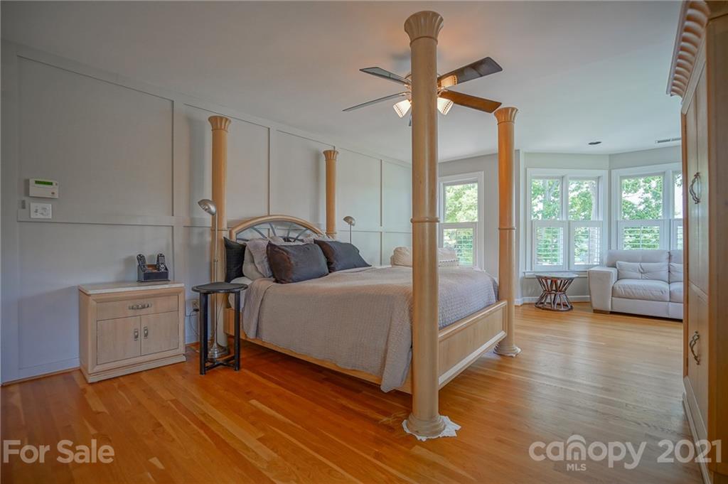 14034 Point Lookout Road Charlotte, NC 28278 - Photo 25 of 45 Gallery Image 25