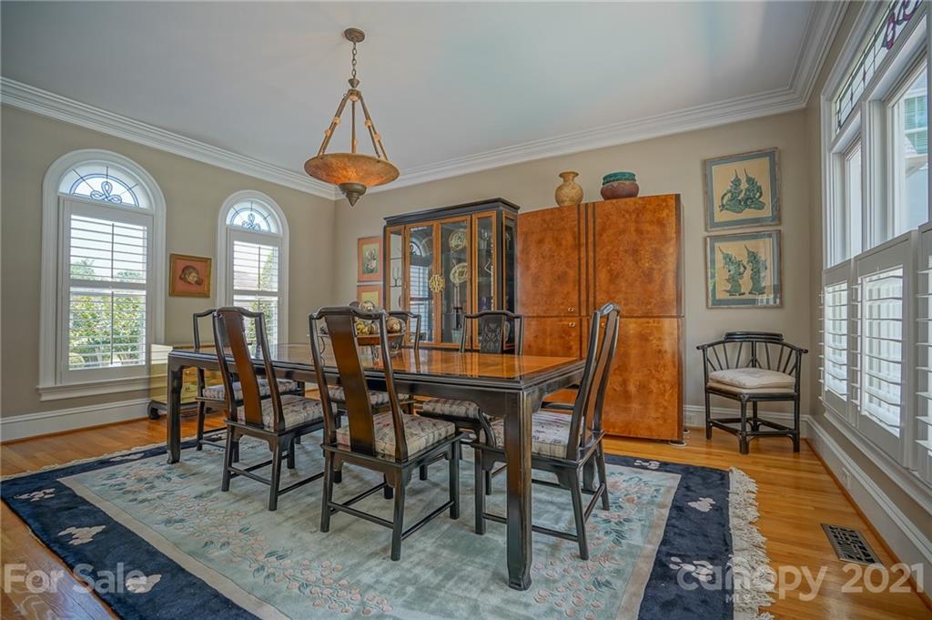 14034 Point Lookout Road Charlotte, NC 28278 - Photo 32 of 45 Gallery Image 32