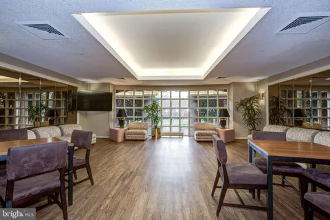 $595,000 | 5800 Nicholson Lane, Unit 1307, Rockville, MD 20852