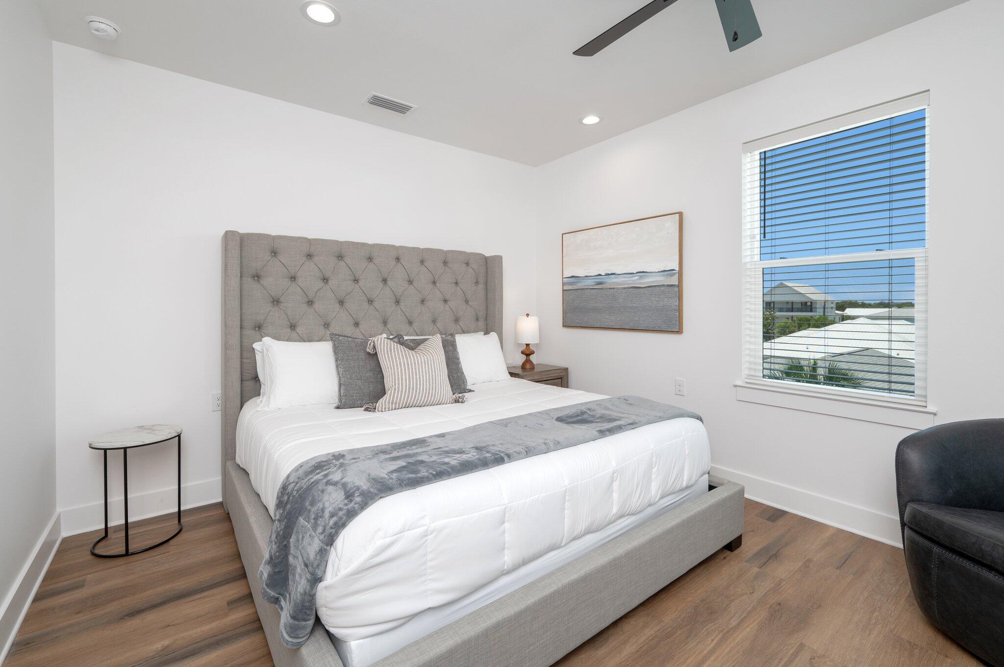 4550 Luke Avenue Destin, FL 32541 - Photo 45 of 69 3rd Level Bedroom #6