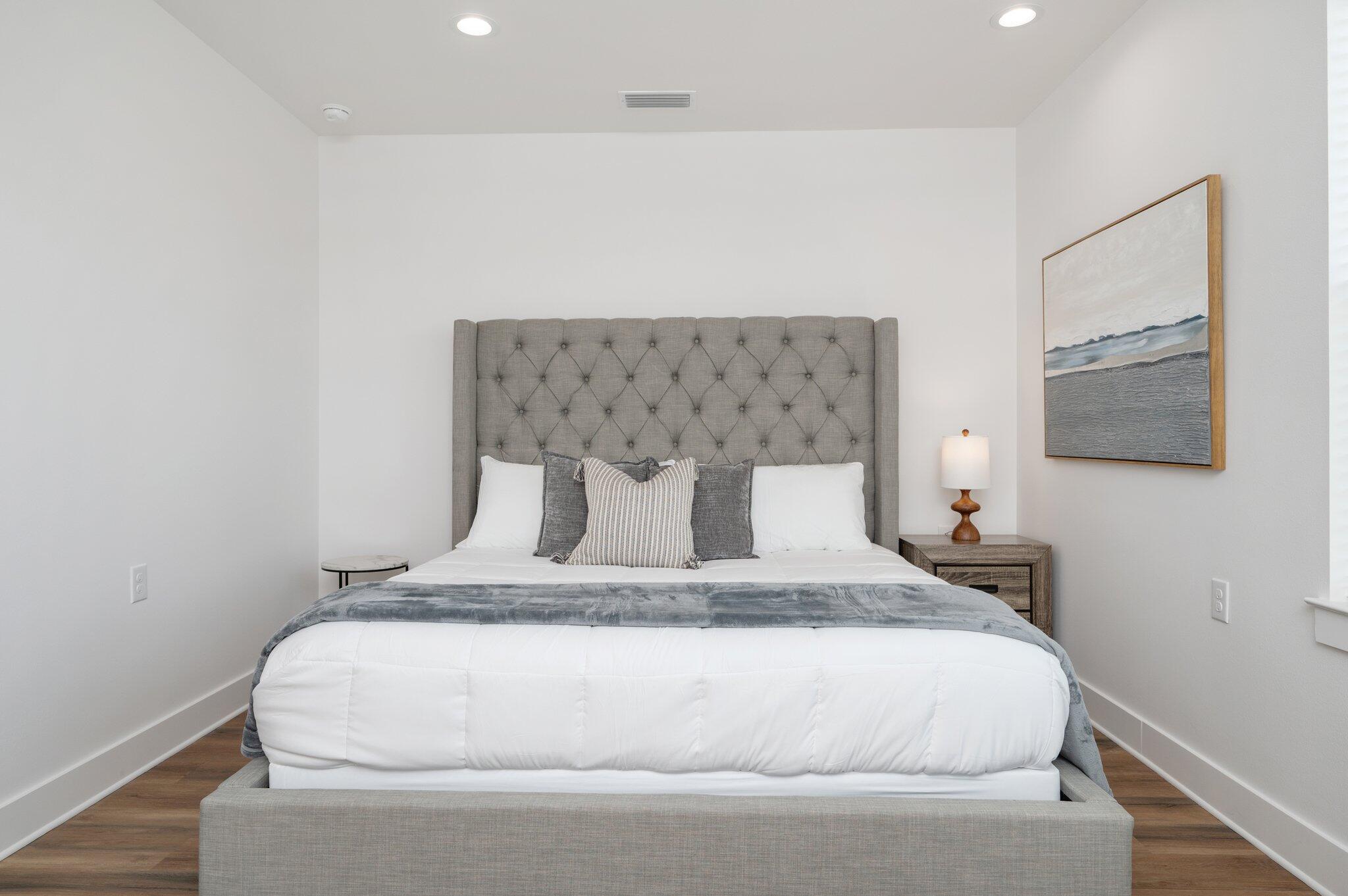 4550 Luke Avenue Destin, FL 32541 - Photo 46 of 69 3rd Level Bedroom #6