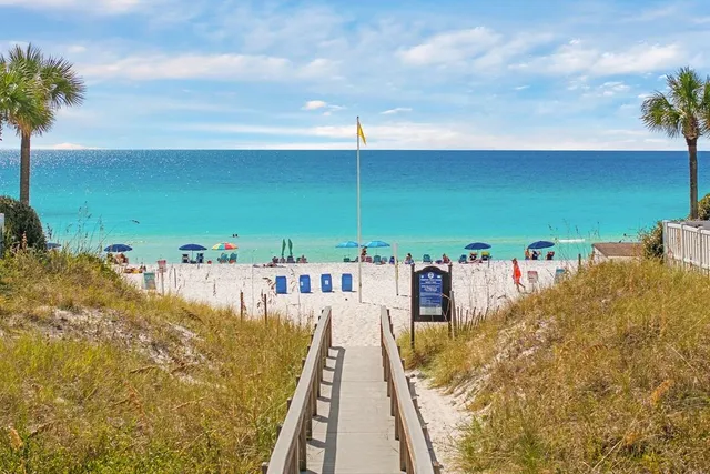 $2,750,000 | 4550 Luke Avenue, Destin, FL 32541