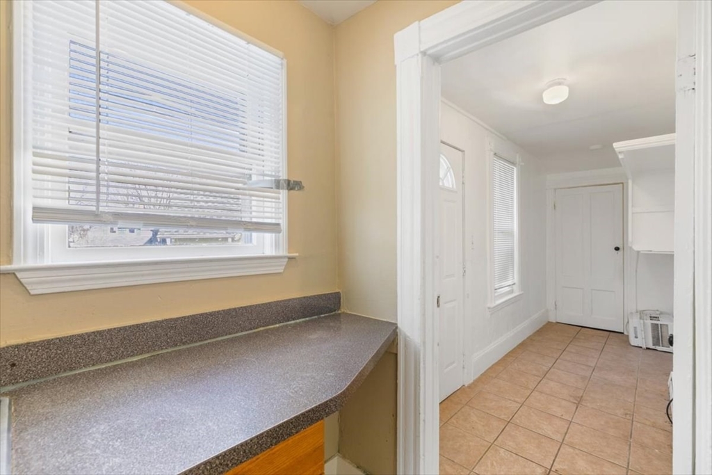 293 Albion Street Wakefield, MA 01880 - Photo 27 of 42