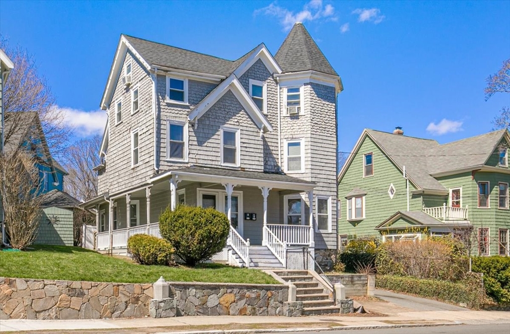 293 Albion Street Wakefield, MA 01880 - Photo 3 of 42