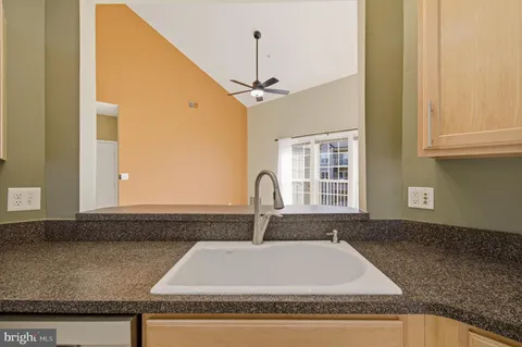 $370,000 | 2503 Amber Orchard Court West, Unit 303, Odenton, MD 21113