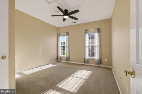 $370,000 | 2503 Amber Orchard Court West, Unit 303, Odenton, MD 21113