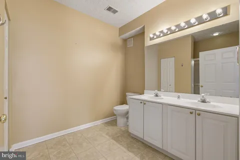 $370,000 | 2503 Amber Orchard Court West, Unit 303, Odenton, MD 21113