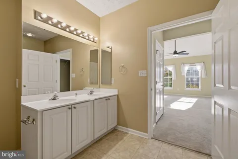 $370,000 | 2503 Amber Orchard Court West, Unit 303, Odenton, MD 21113