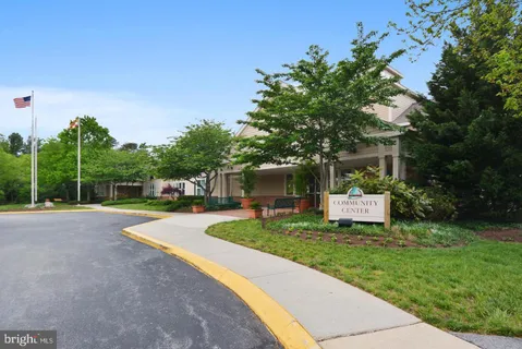 $370,000 | 2503 Amber Orchard Court West, Unit 303, Odenton, MD 21113