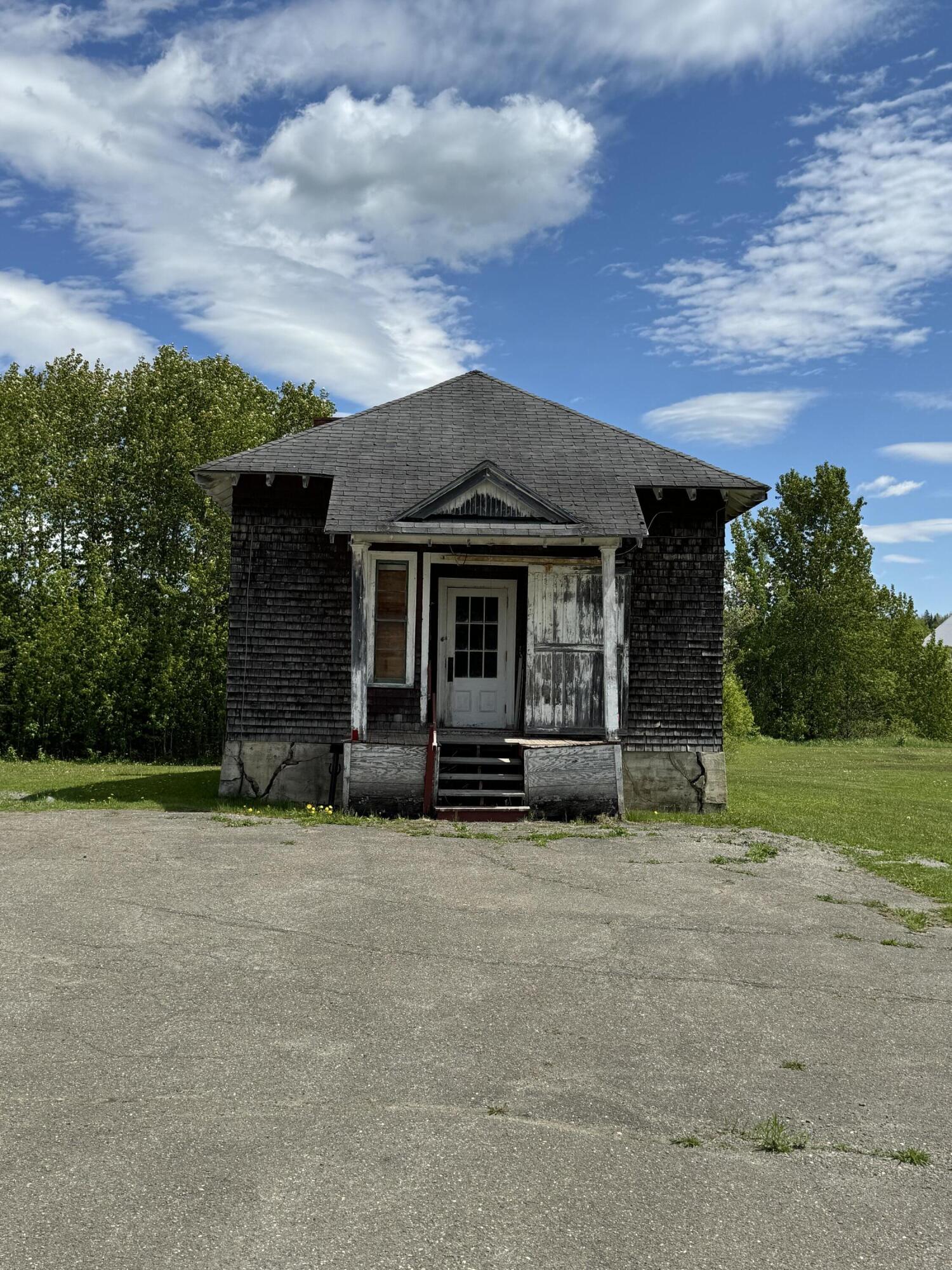 660-664 Beaulieu Road Madawaska, ME 04773 - Photo 11 of 137 IMG_3115