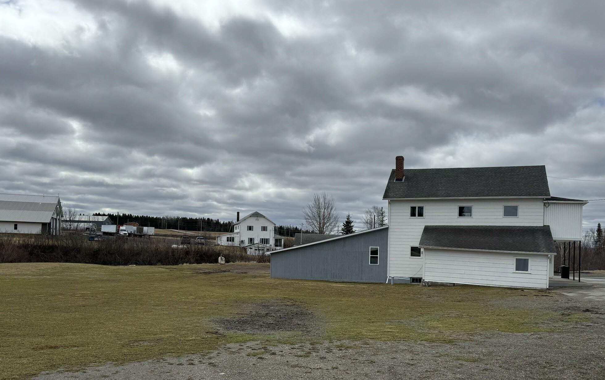 660-664 Beaulieu Road Madawaska, ME 04773 - Photo 127 of 137 IMG_1745