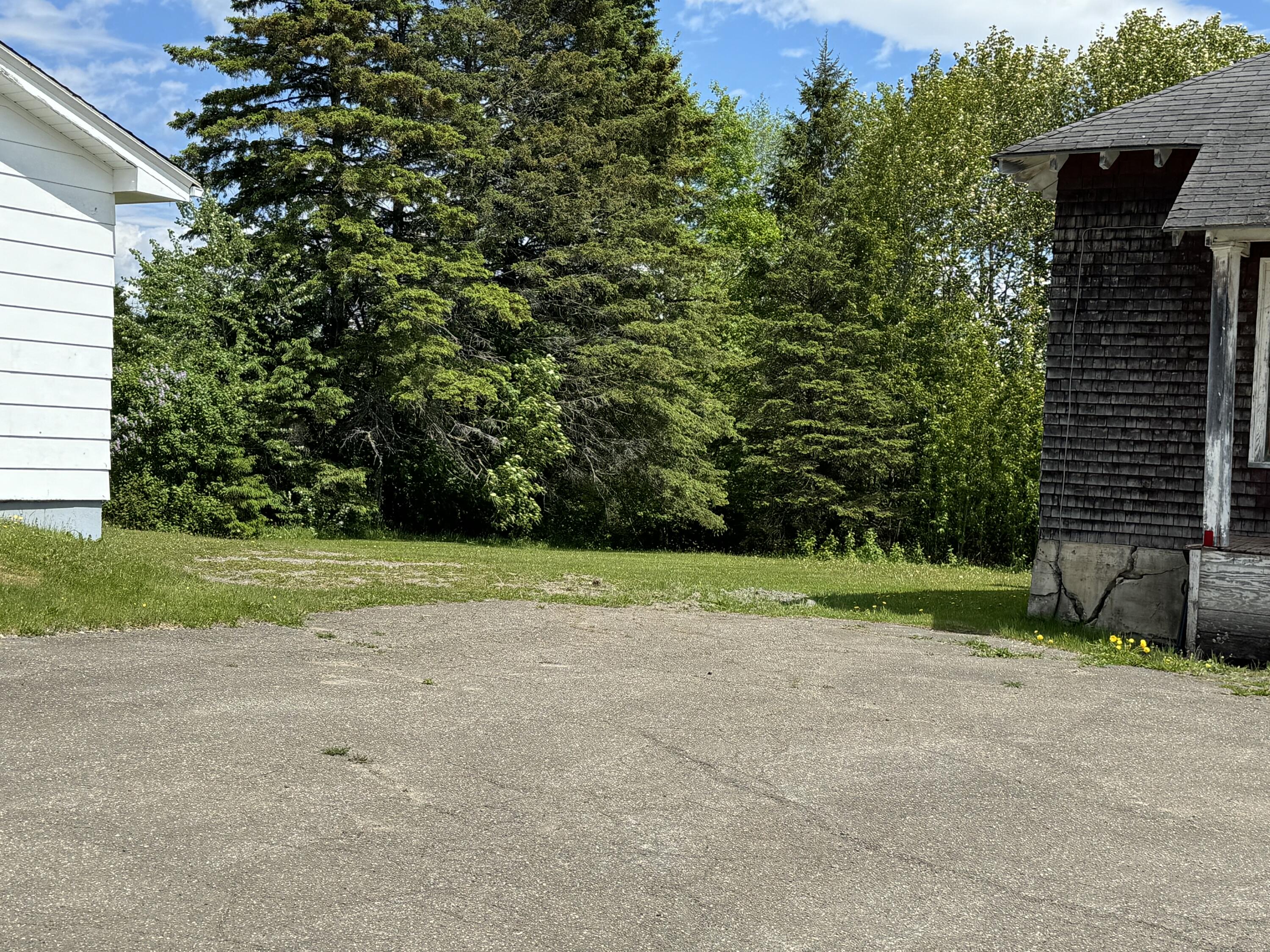 660-664 Beaulieu Road Madawaska, ME 04773 - Photo 9 of 137 IMG_3118