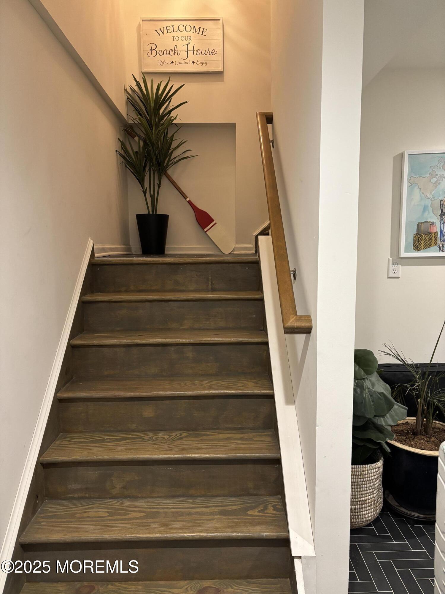 304 6th Avenue Seaside Heights, NJ 08751 - Photo 2 of 20 a view of entryway