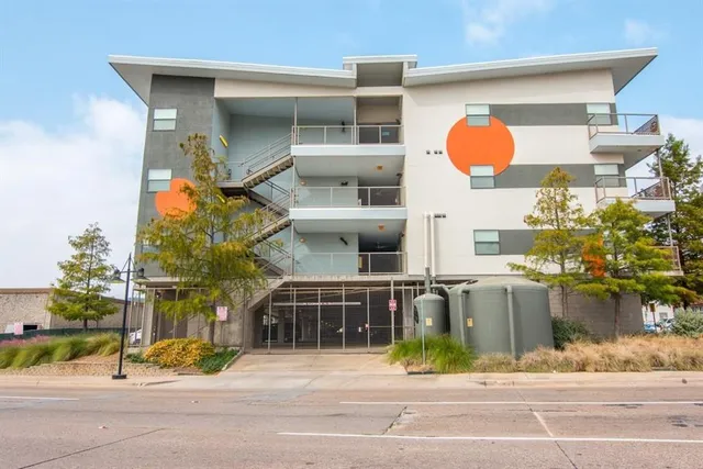 $1,550 | 1111 South Akard Street, Unit 309, Dallas, TX 75215