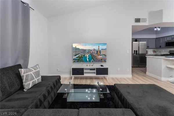 $1,895 | 7701 Constanso Avenue, Unit 202, Las Vegas, NV 89128