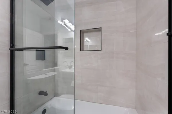 $1,895 | 7701 Constanso Avenue, Unit 202, Las Vegas, NV 89128