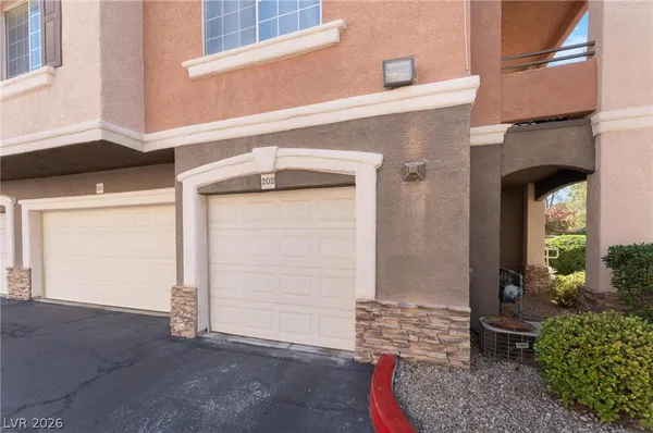 $1,895 | 7701 Constanso Avenue, Unit 202, Las Vegas, NV 89128