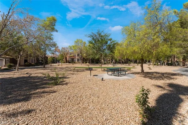 $1,895 | 7701 Constanso Avenue, Unit 202, Las Vegas, NV 89128